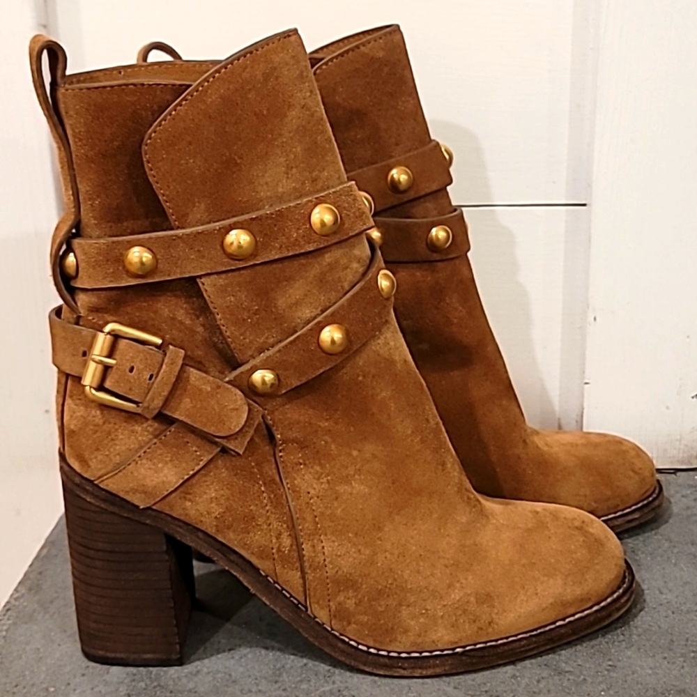 Chloe Janis Heeled Tall Ankle Boot